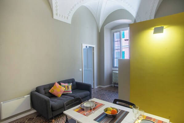 Family Apartment, Multiple Bedrooms (Casa Cassini) | Dining - Casa Cassini (Sanremo)