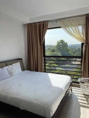 3 quartos, ferros/tábuas de passar roupa, Wi-Fi, roupa de cama