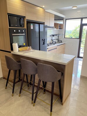 Private kitchen - Maya Apartment (Nairobi)