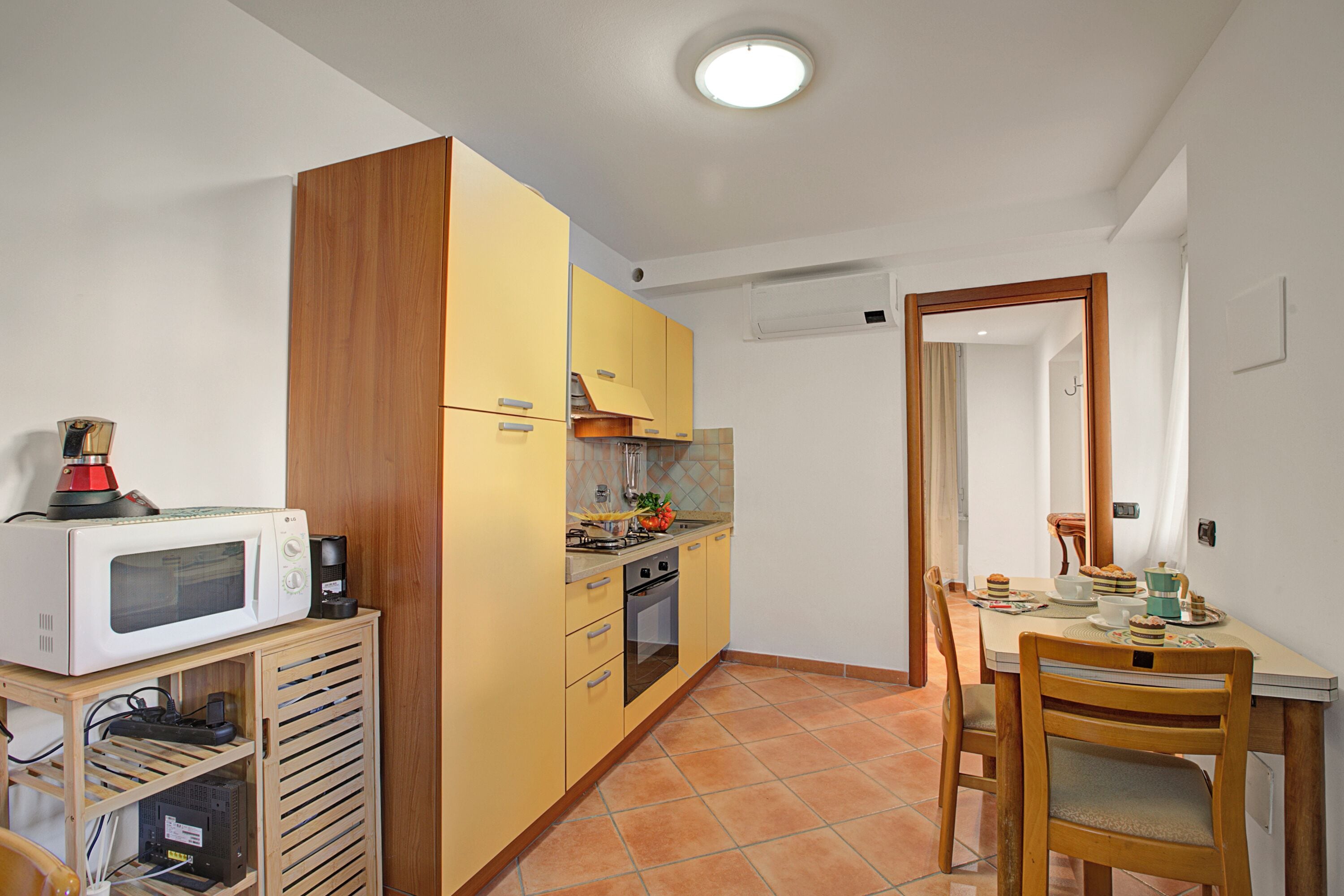 Familienapartment, Mehrere Schlafzimmer (Queen Elena Home Centro Sanremo) | Eigene Küche | Kühlschrank, Mikrowelle, Ofen, Herdplatte