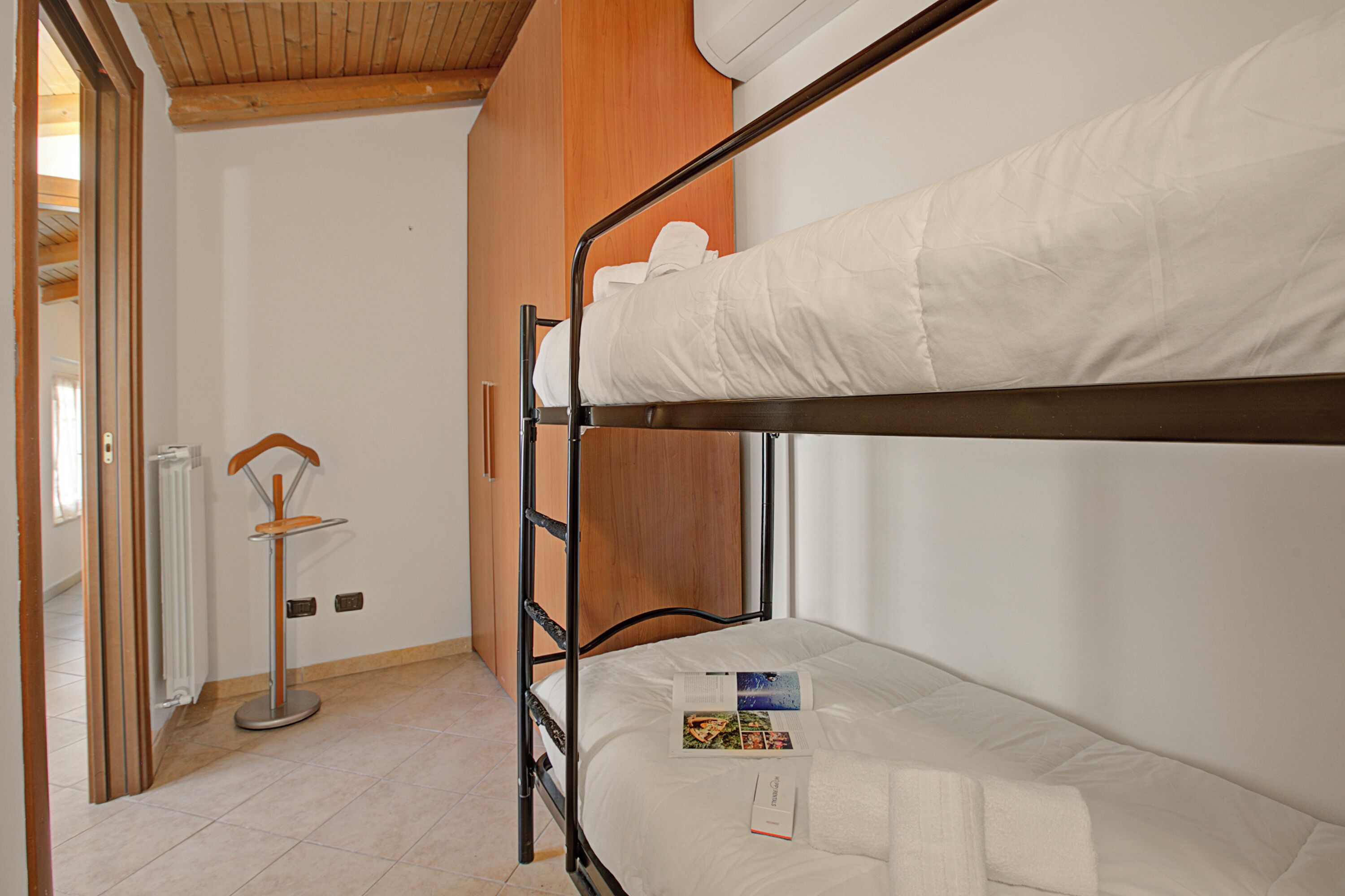 Familie appartement, meerdere slaapkamers (Queen Elena Home Centro Sanremo) | 2 slaapkamers, een strijkplank/strijkijzer, gratis wifi, beddengoed