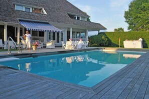 Outdoor pool - Villa Victoria  (Bridgehampton)