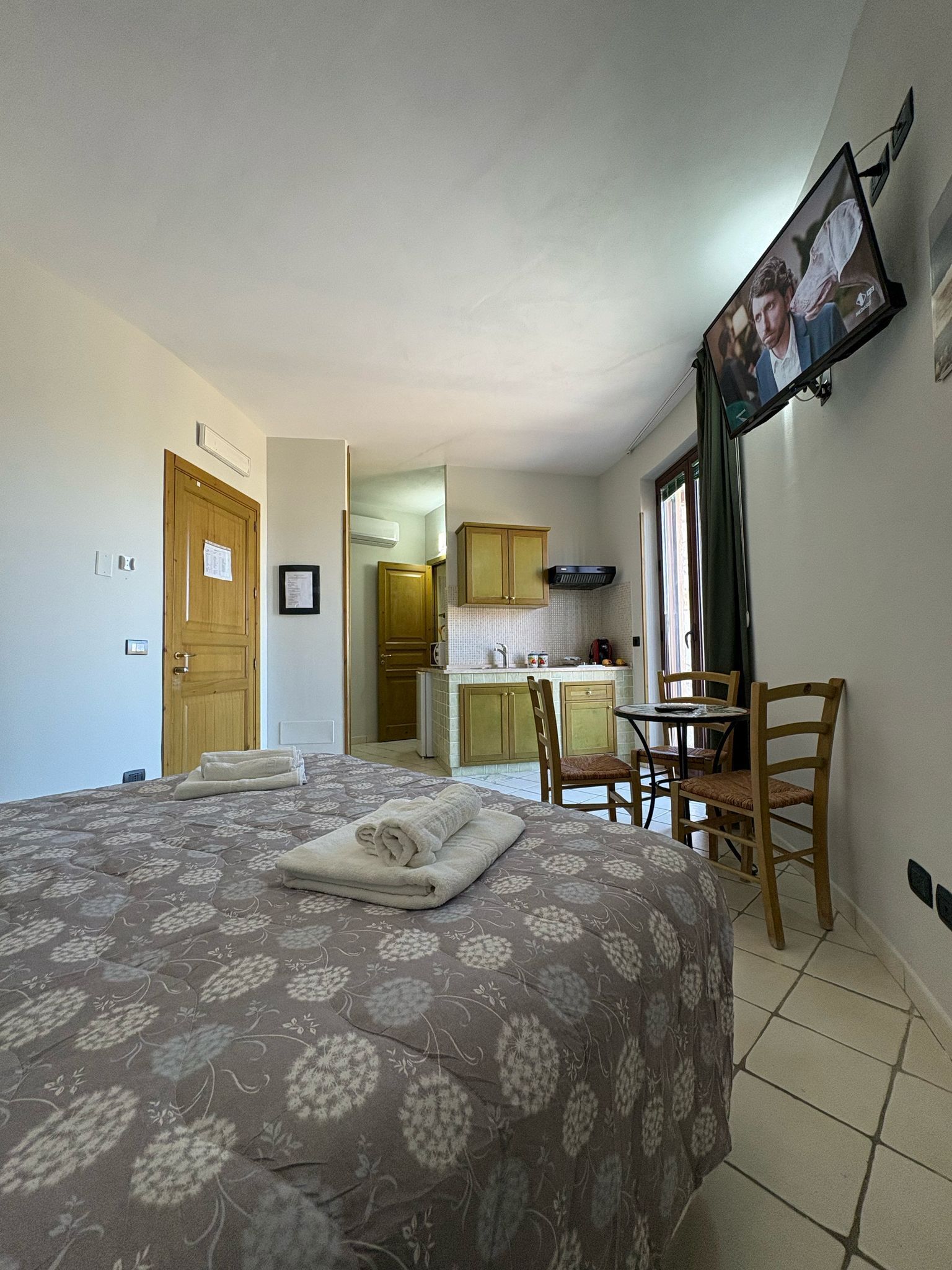 Apartamento Confort, vistas al mar | 1 dormitorio, cortinas opacas, sistema de insonorización y wifi gratis