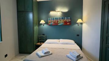 Economy Apartment | 1 bedroom, blackout curtains, soundproofing, free WiFi