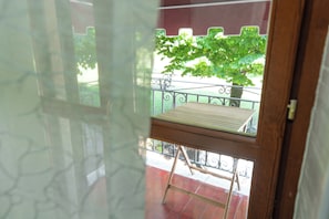 Comfort Room, Balcony, Pool View, Sauna | View from room