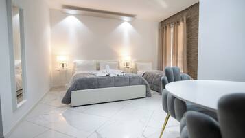 Premium-Zimmer, Balkon, Flussblick