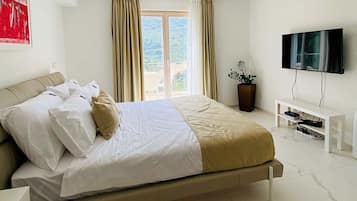 2 chambres, fer et planche Ă repasser, Wi-Fi, draps fournis