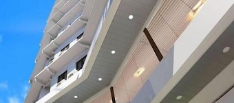 1010 Hotel