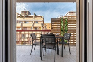 Apartment | Terrace/patio - Appartamento Libertà con Terrazza by Wonderful Italy (Palermo)