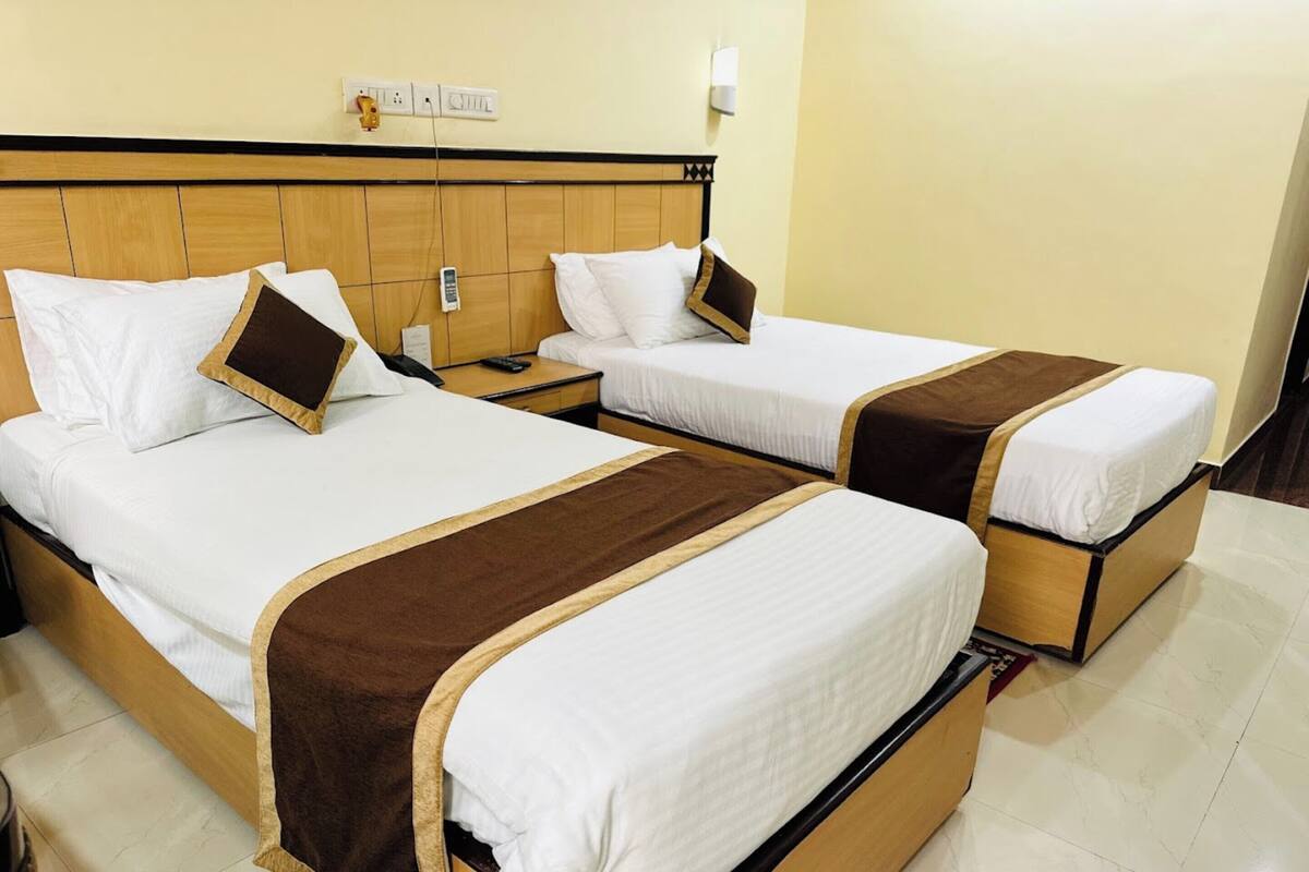 Free WiFi, bed sheets