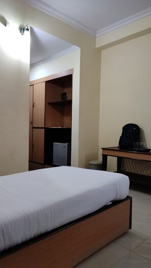 Habitación individual Deluxe | Wifi gratis y ropa de cama