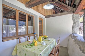 Family Chalet, Multiple Bedrooms, Mountainside (Rustico Val Bavona house) | Outdoor dining - Rustico Val Bavona House (Cevio)