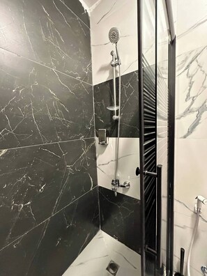 Équipements de salle de bain