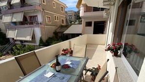 Unclassified image, 4 of 43, button - Albania Dream Holidays Accommodation (Sarandë)