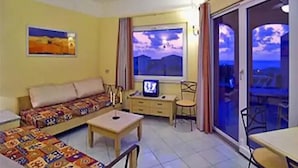 Apartament, 1 dormitori, fumadors, pati | Sala d'estar
