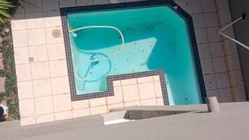 Chambre, 1 chambre, fumeurs, piscine privĂ©e | Vue depuis lâhĂ©bergement