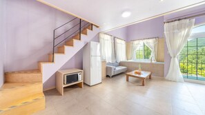 Basic Room, 1 Bedroom (Happy 03) | 1 bedroom, free WiFi - Gapyeong Amante Kids Spa Pension (Gapyeong)