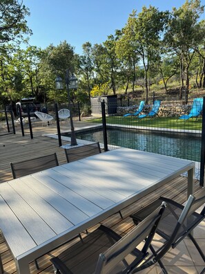 Pool - Holiday home in the Mont Ventoux with private pool.  (Bédoin)