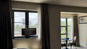 Executive Room | Living area | Flat-screen TV