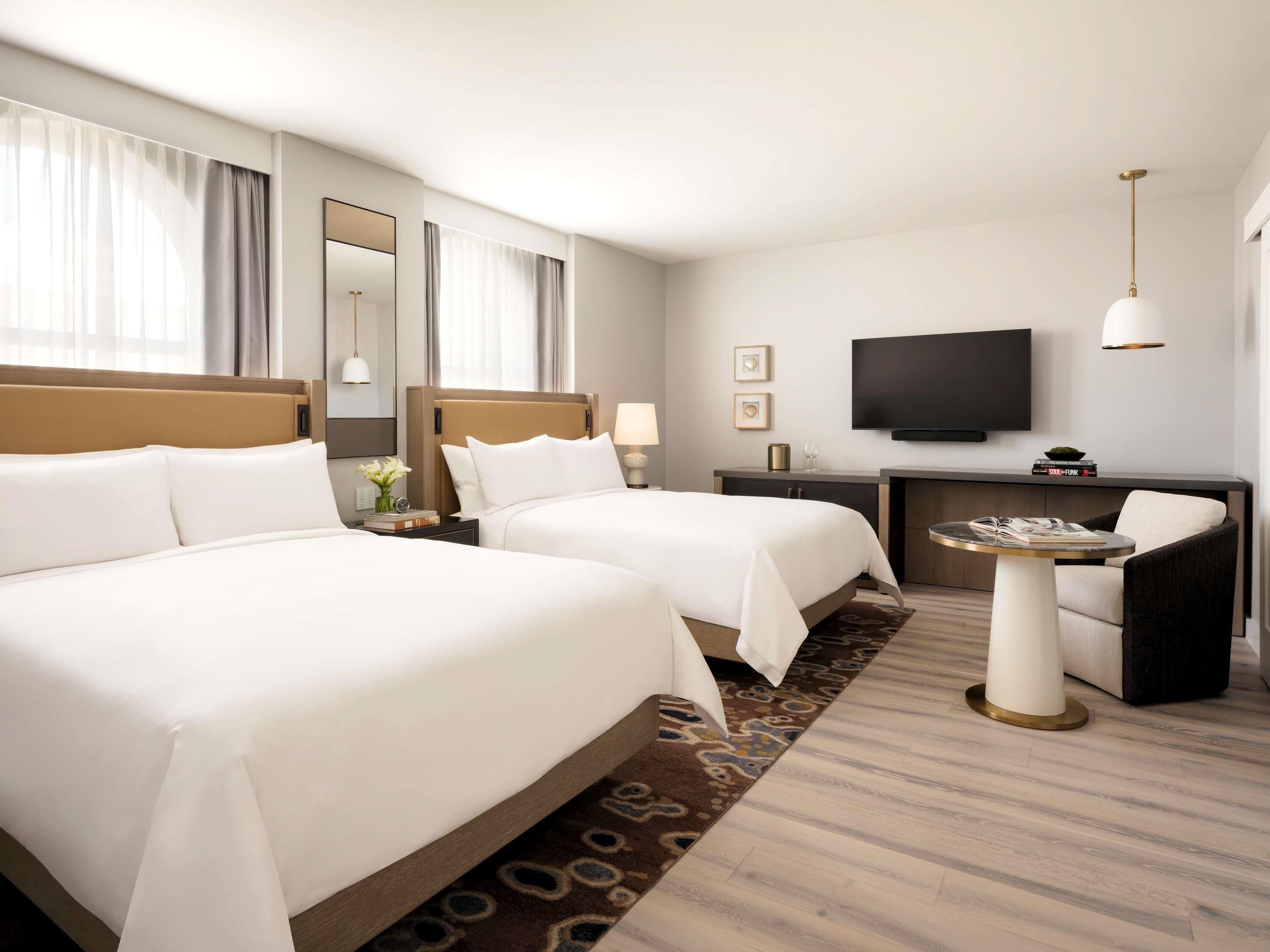 เครื่องนอนป้องกันสารก่อภูมิแพ้, โต๊ะทำงาน, พื้นที่ทำงานแบบใช้แล็ปท็อป