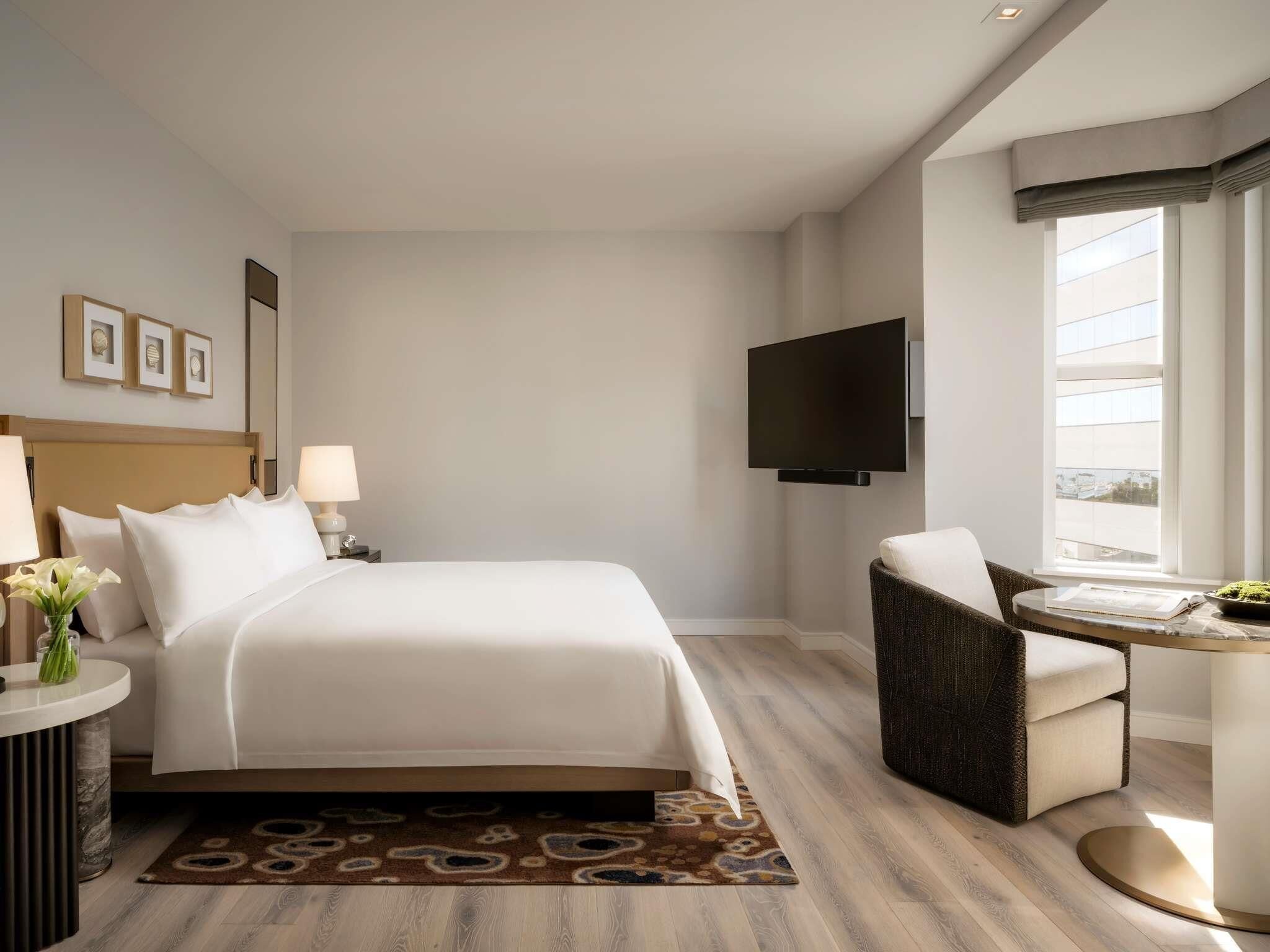 Ropa de cama hipoalergénica y escritorio 