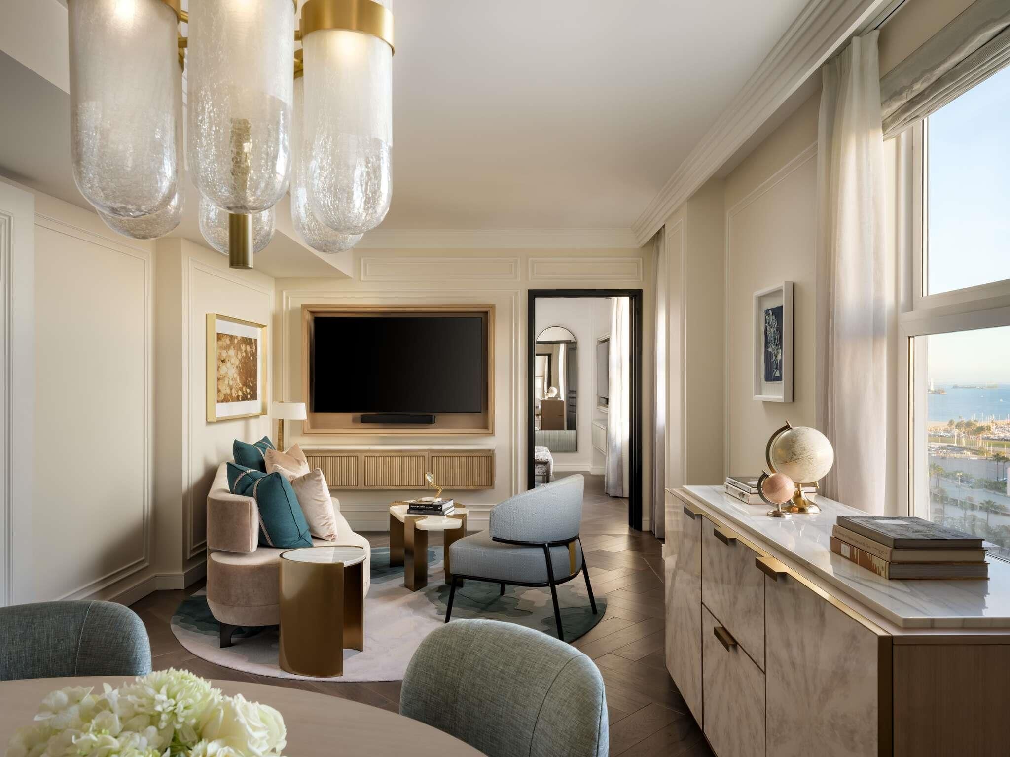 Suite, 2 Bedrooms, 2 Bathrooms, Bay View | Hypo-allergenic bedding, desk, laptop workspace, free cots/infant beds