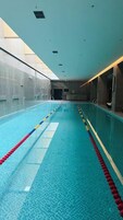 2 indoor pools