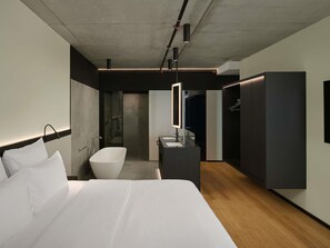 Suite Supérieure, 1 très grand lit | Literie de qualité supérieure, couette en duvet d'oie