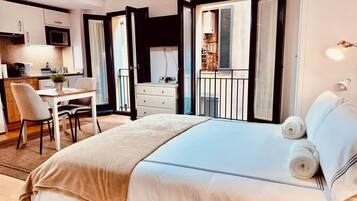 1 bedroom, iron/ironing board, free WiFi, bed sheets