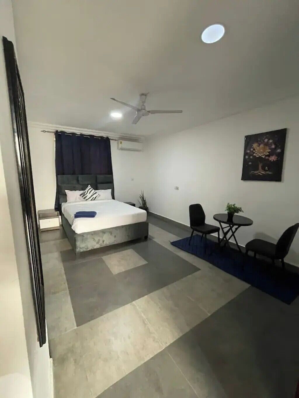 1 chambre, fer et planche à repasser, Wi-Fi, draps fournis