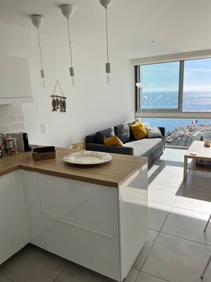 TV - Appartement T2 Standing Bandol Face à la mer (Bandol)
