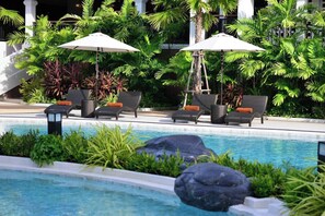 2 outdoor pools - Kastel Pattaya Hotel (Pattaya)