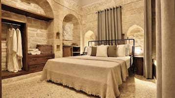 Deluxe dubbelrum - privat badrum - utsikt mot innergården | Värdeförvaringsskåp på rummet, ljudisolering och gratis wi-fi