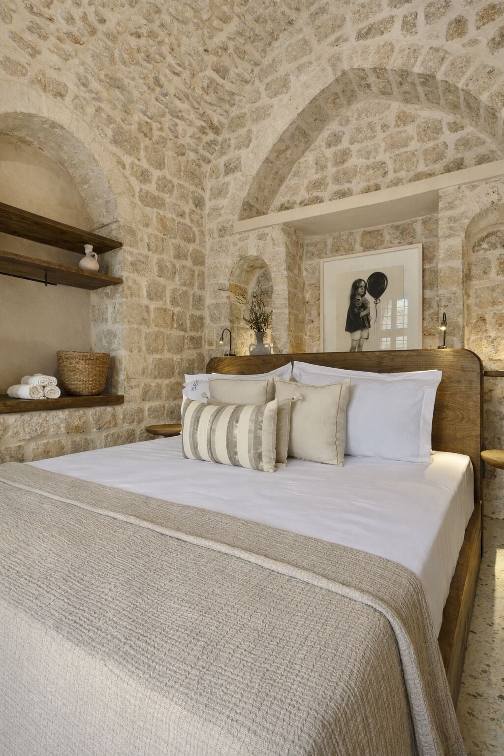 Caja de seguridad en la habitación y sistema de insonorización 