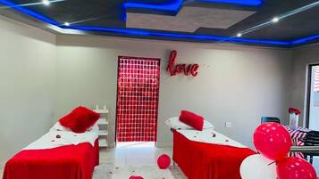 Behandelingskamers voor koppels, hotstone-massages, Zweedse massages