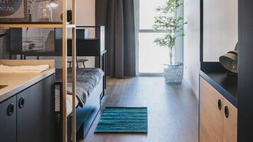 Desk, laptop workspace, free WiFi