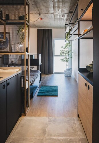 MILESTONE Carcavelos Lombos