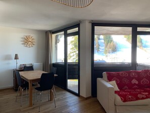 Interior - Renovated 4 pers apt, balcony, close to slopes, parking (Pra-Loup)