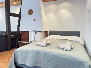 2 bedrooms, free WiFi, bed sheets