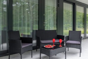 Studio, Balcony | Balcony - Beautiful Sea&lake Studio by Renters (Mielno)