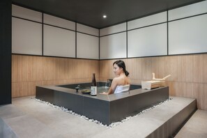 Spa Room | Premium bedding, free WiFi, bed sheets - Mitasuya Ryokan Hotel Gumi Wonpyeong Branch (Gumi)