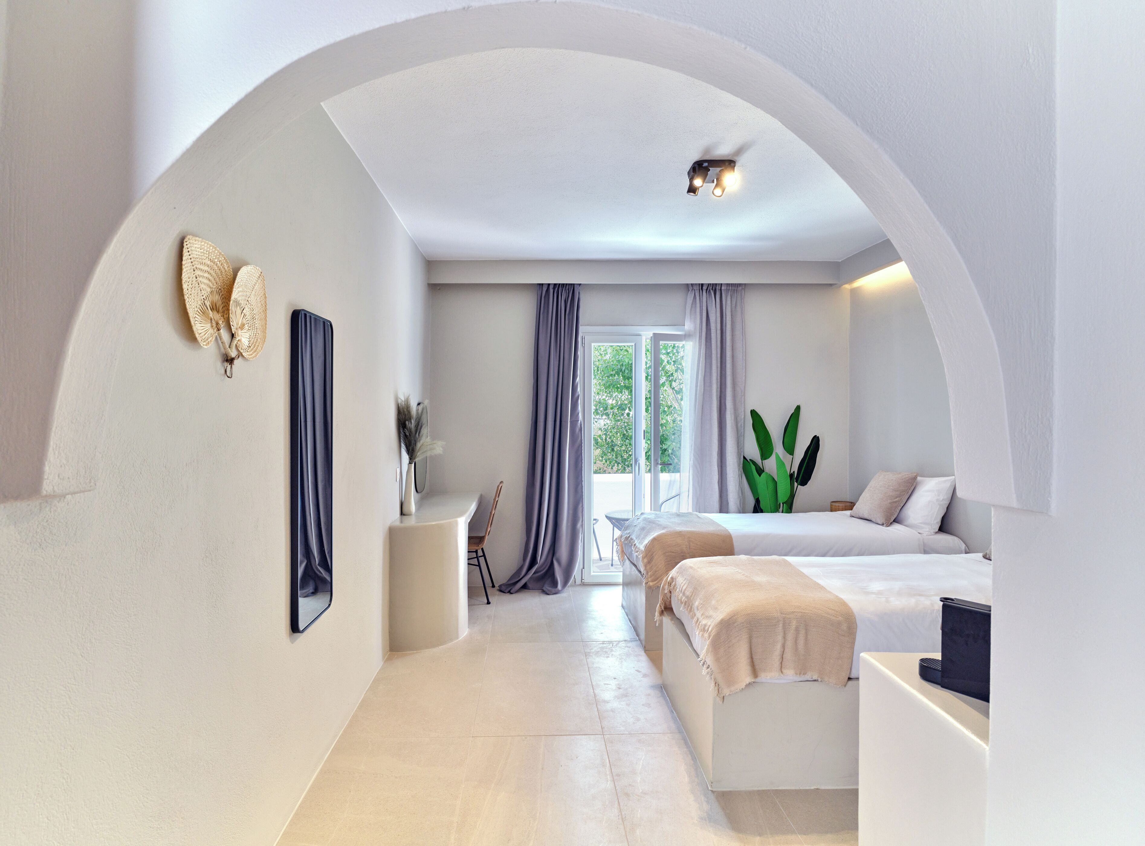 Photo - Paridian Elegant Living