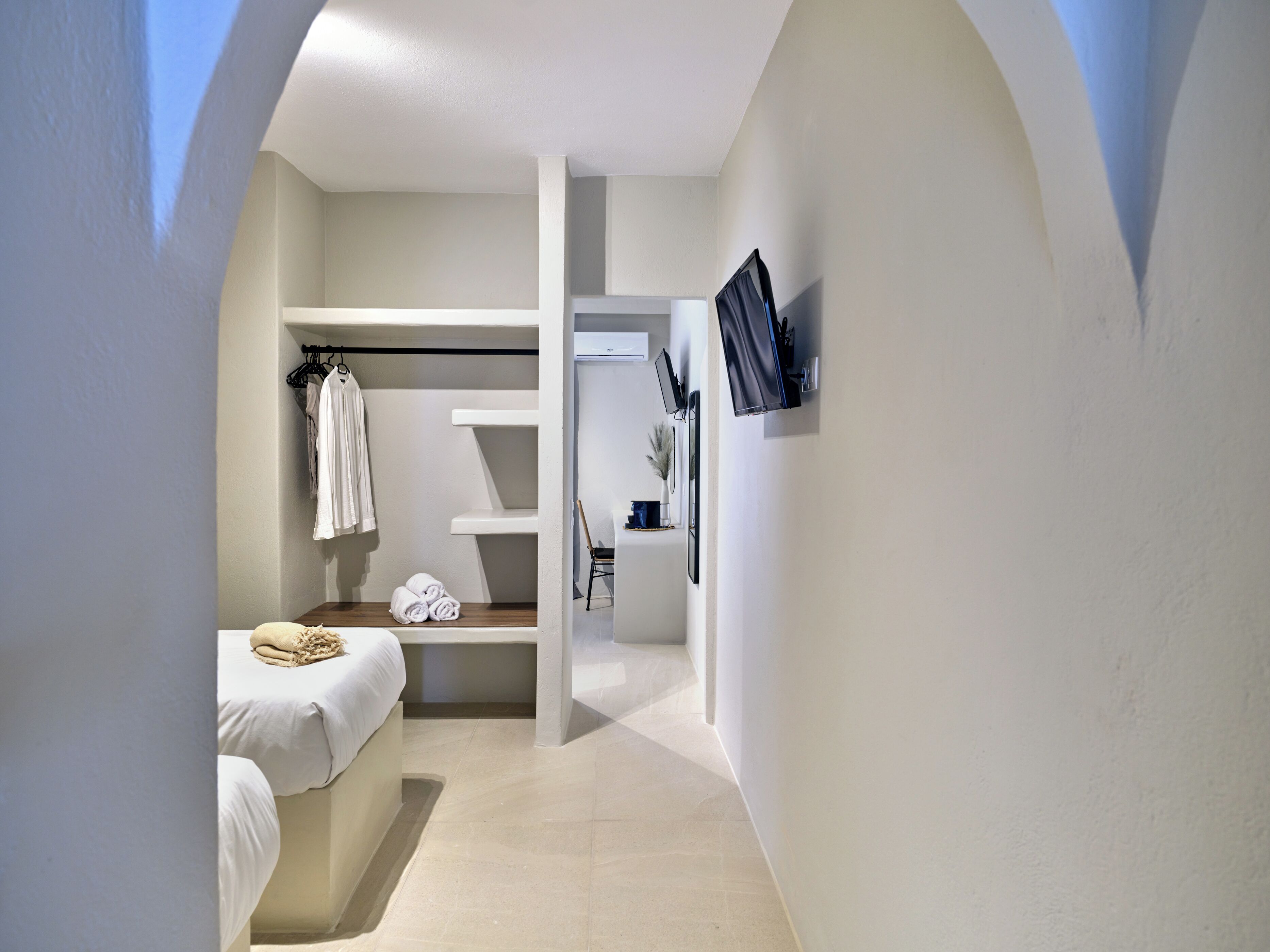 Photo - Paridian Elegant Living