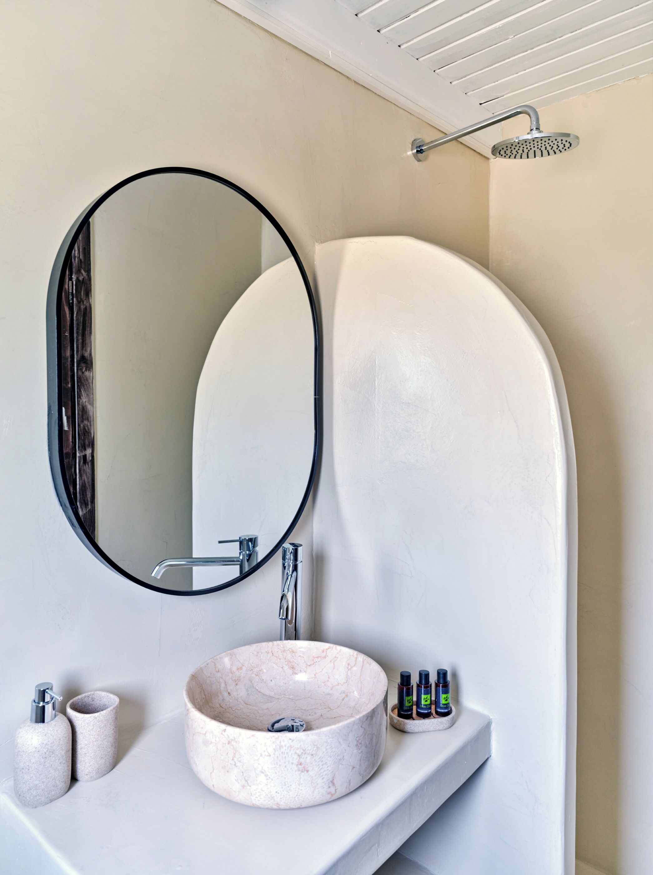 Photo - Paridian Elegant Living