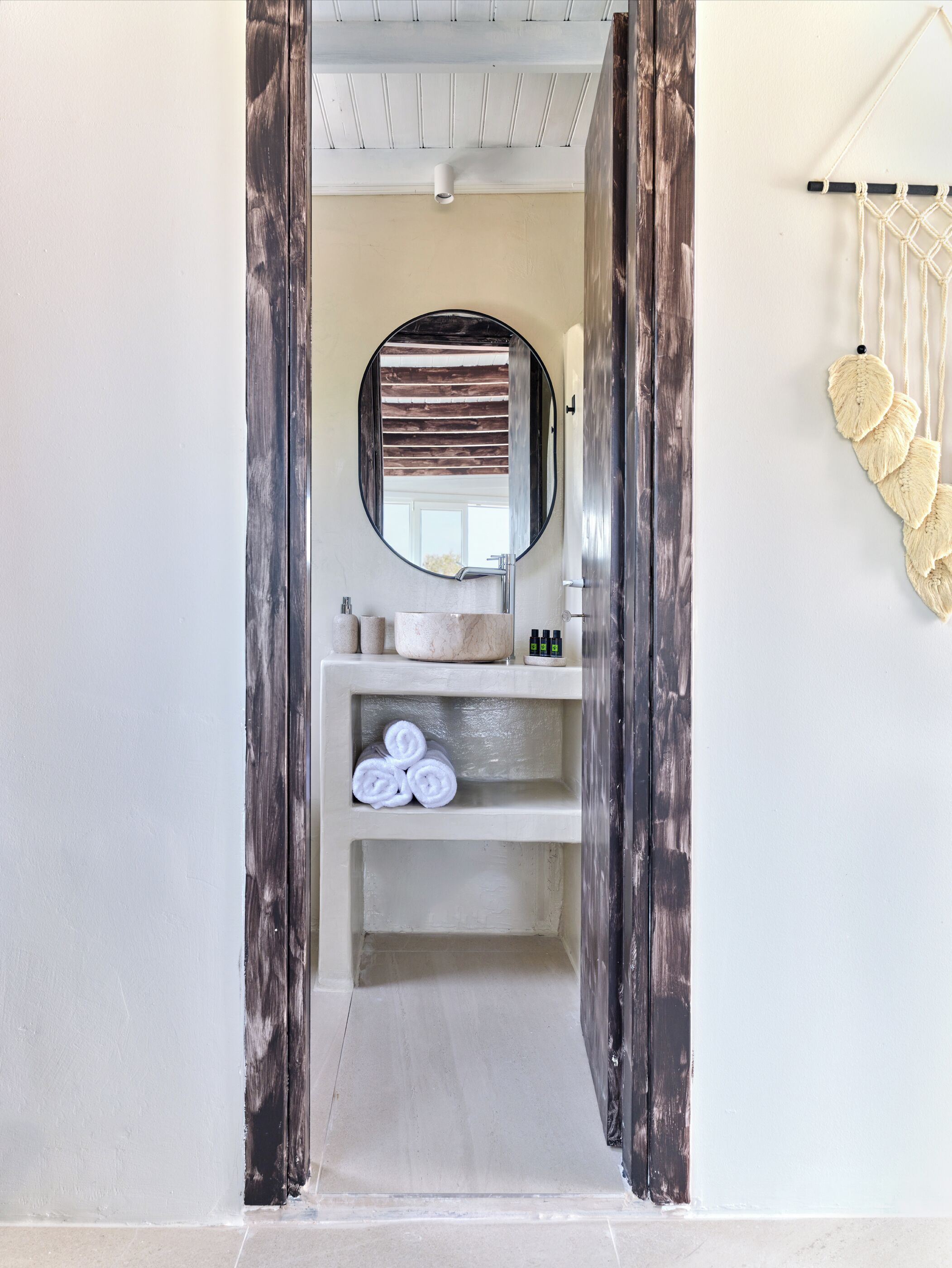 Photo - Paridian Elegant Living