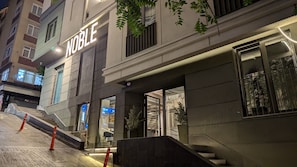 Fachada de la propiedad