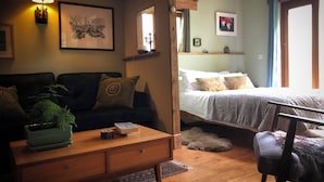 Hus | 2 soverom, skrivebord, strykejern/-brett og wi-fi (inkludert)