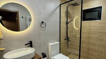 Hair dryer, towels, soap, shampoo