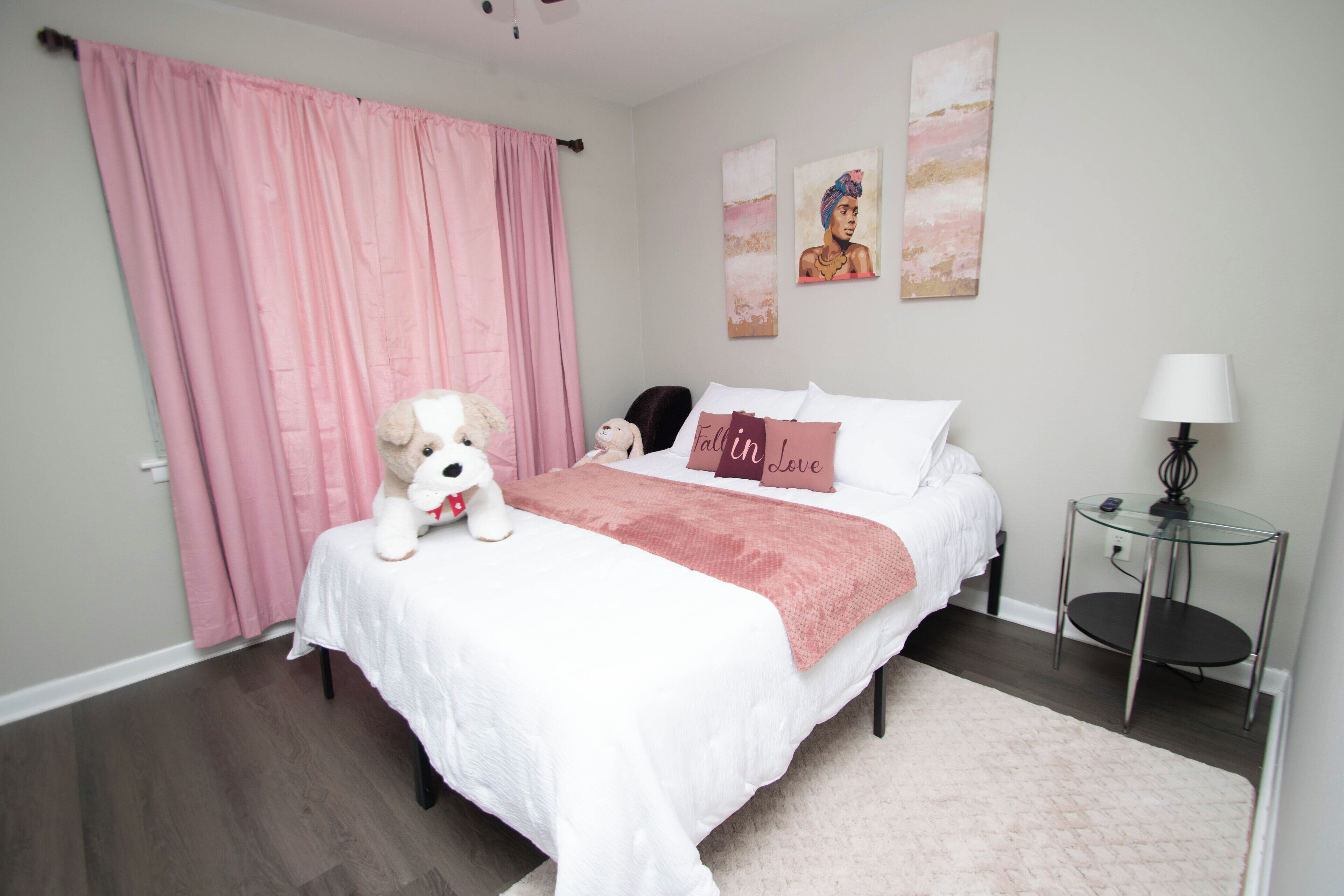 House | 3 bedrooms, iron/ironing board, free WiFi, bed sheets