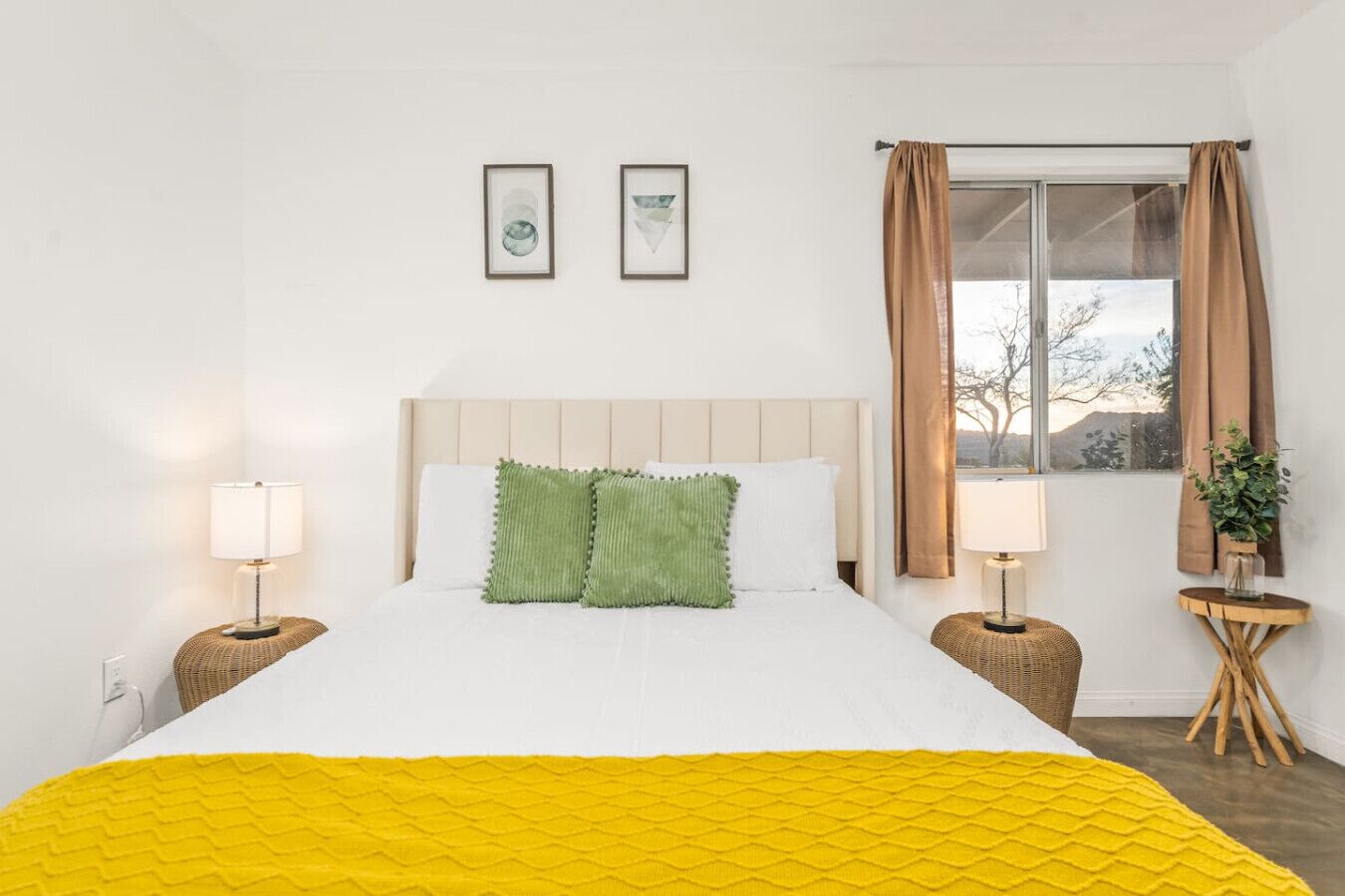 3 bedrooms, desk, travel crib, free WiFi